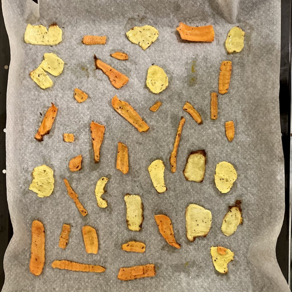 Chips de rutabaga et carotte